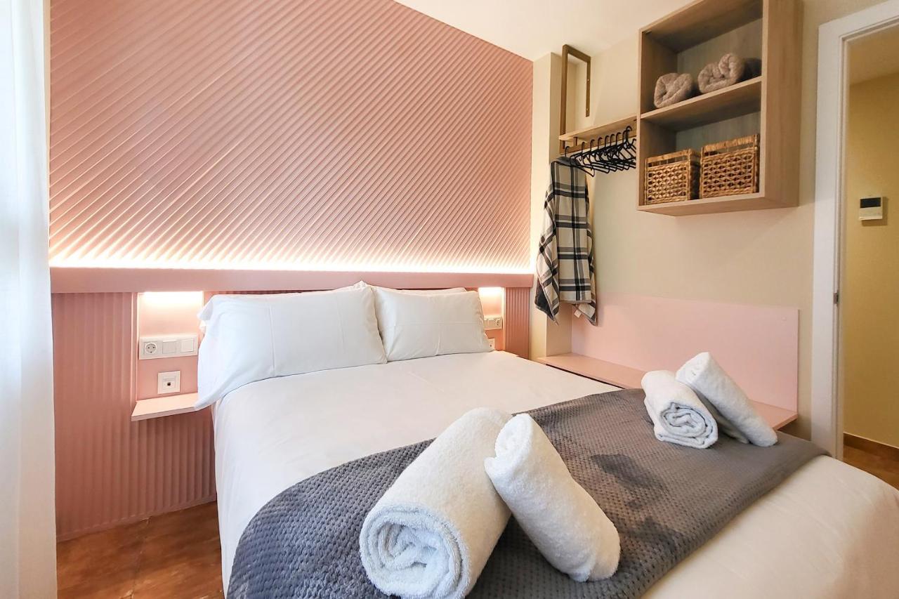 Apartamentos Las Ciencias F Valencia Exteriör bild
