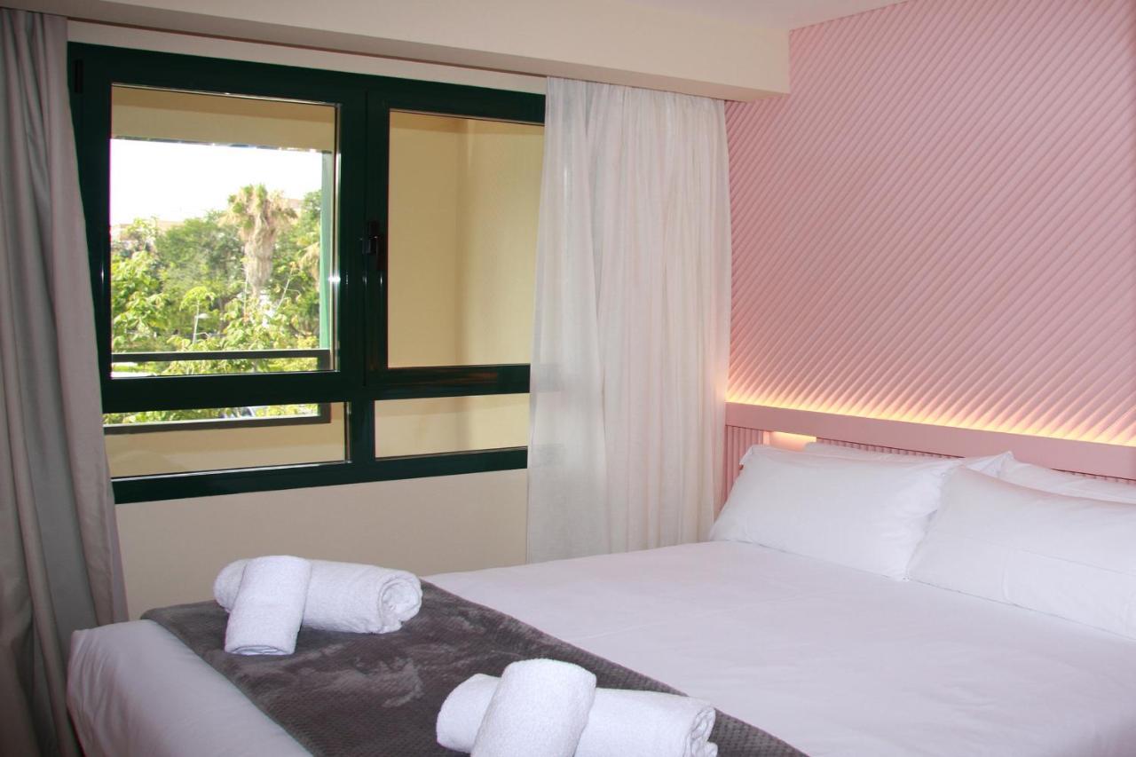 Apartamentos Las Ciencias F Valencia Exteriör bild