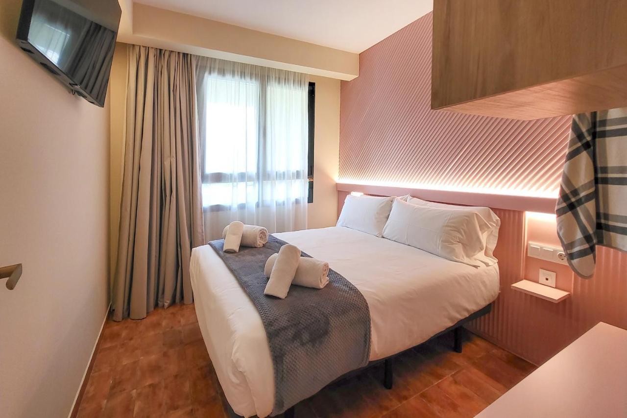 Apartamentos Las Ciencias F Valencia Exteriör bild