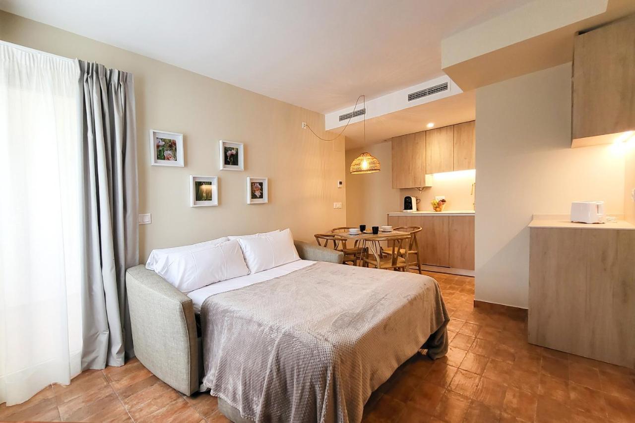 Apartamentos Las Ciencias F Valencia Exteriör bild