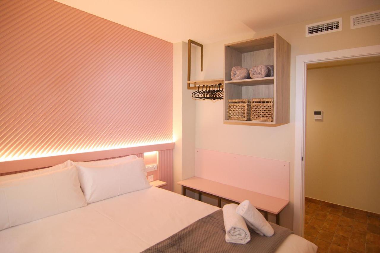 Apartamentos Las Ciencias F Valencia Exteriör bild
